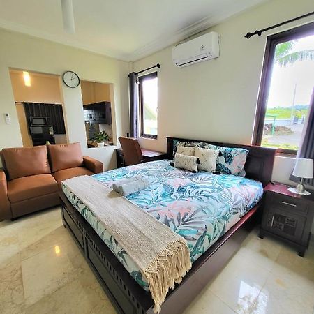 Medewi Manor Aparthotel Airsatang ภายนอก รูปภาพ