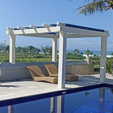 Medewi Manor Aparthotel Airsatang ภายนอก รูปภาพ