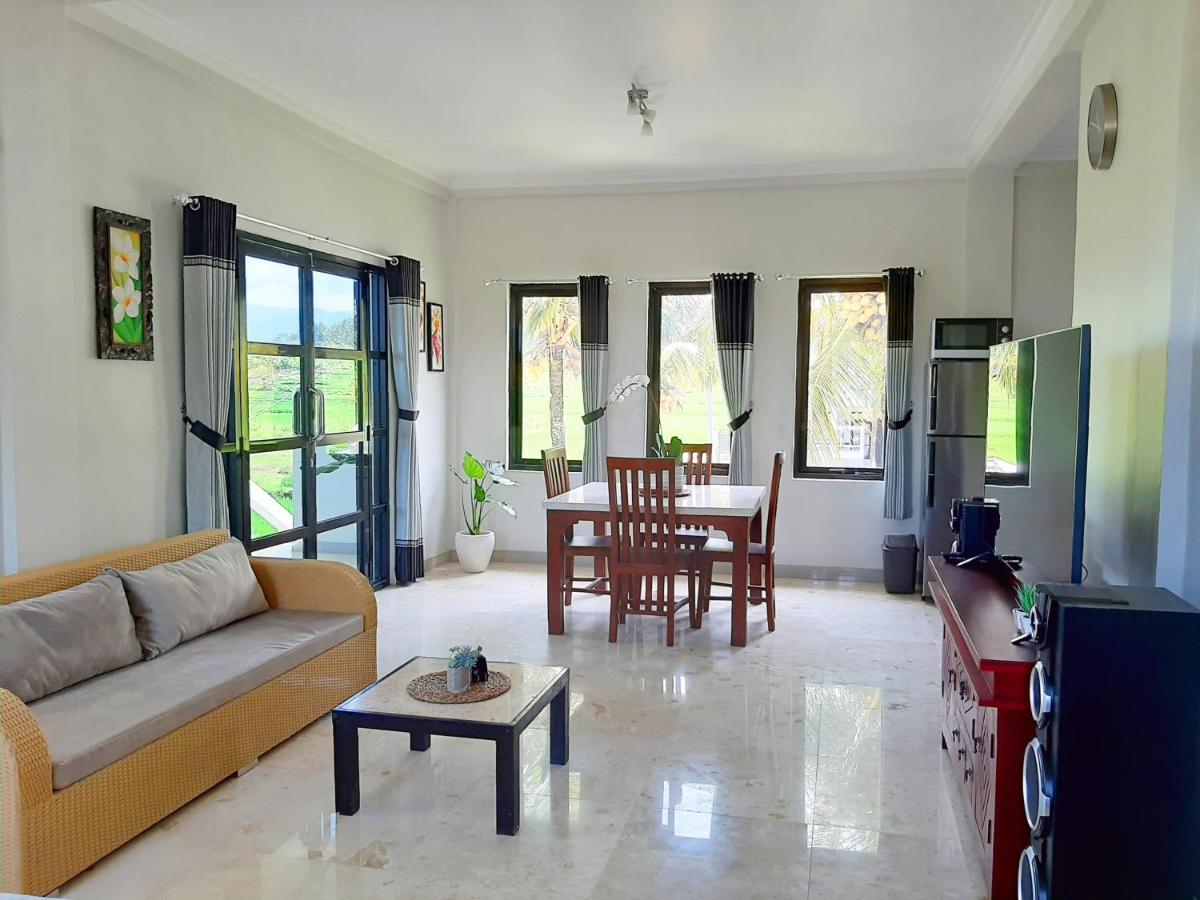 Medewi Manor Aparthotel Airsatang ภายนอก รูปภาพ