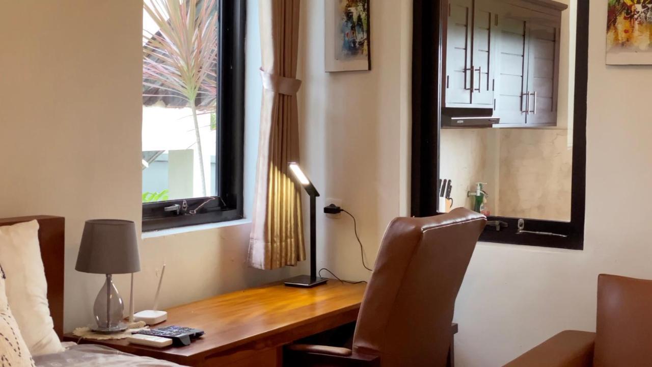 Medewi Manor Aparthotel Airsatang ภายนอก รูปภาพ