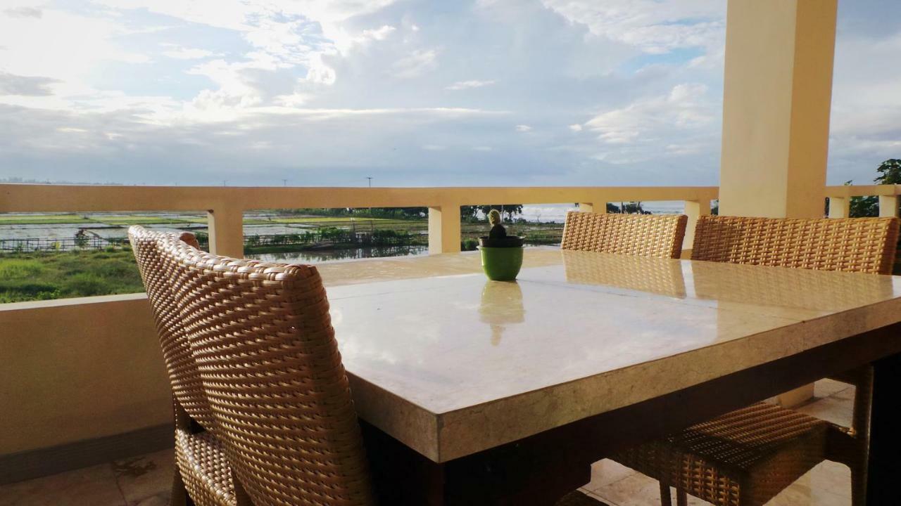 Medewi Manor Aparthotel Airsatang ภายนอก รูปภาพ